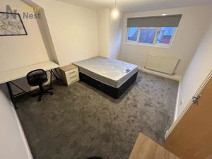 Photo 17- click for photo gallery